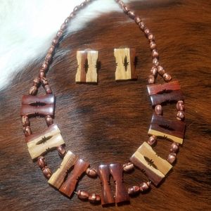 Vintage Wood Beaded Necklace and Earrings …